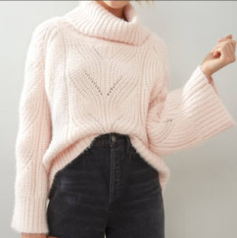 South Moon Under Neely light pink chunky pointelle turtleneck sweater